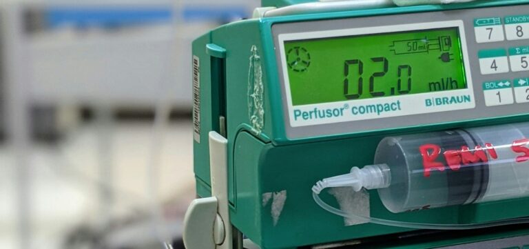 Is Being a 1099 CRNA Actually Worth It?